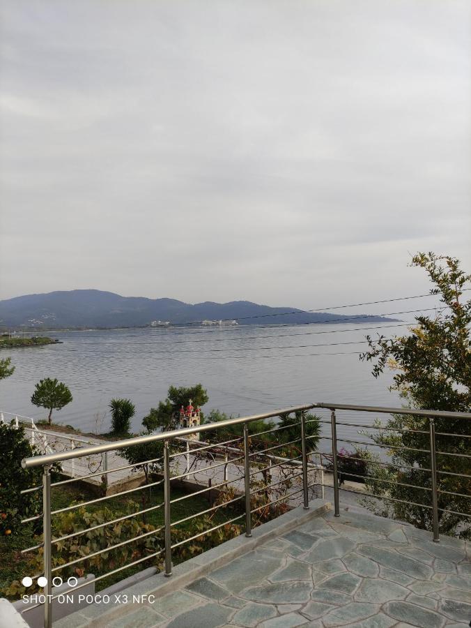 Villa Ζωη Στο Κυμα- Life On The Wave à Neos Marmaras Extérieur photo